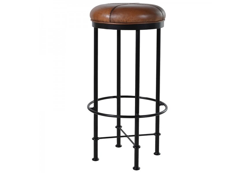 Kožená industriálna barová stolička s hnedým prešívaným sedákom a čiernou konštrukciou.