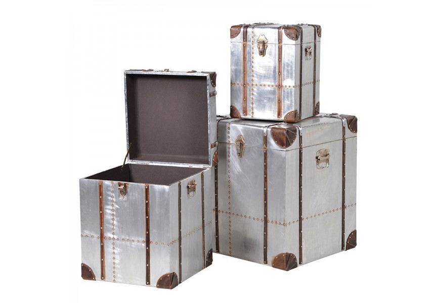 Set &scaron;t&yacute;lov&yacute;ch industri&aacute;lnych truhl&iacute;c BESSEMER