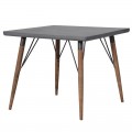 Štýlový industriálny jedálenský stôl Ontario štvorcového tvaru so sivou povrchovou doskou a hnedými nohami z masívu