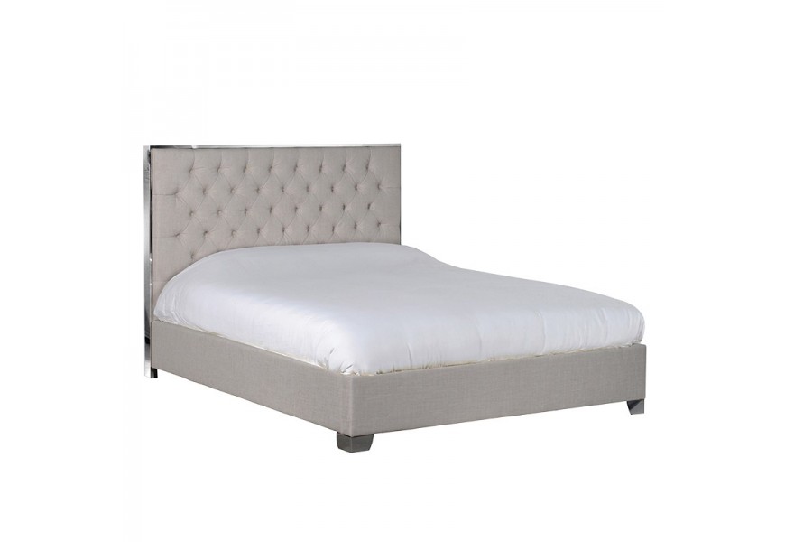 Chesterfield &scaron;t&yacute;lov&aacute; posteľ Melor v b&eacute;žovom odtieni s chr&oacute;mov&yacute;m r&aacute;mom 165cm