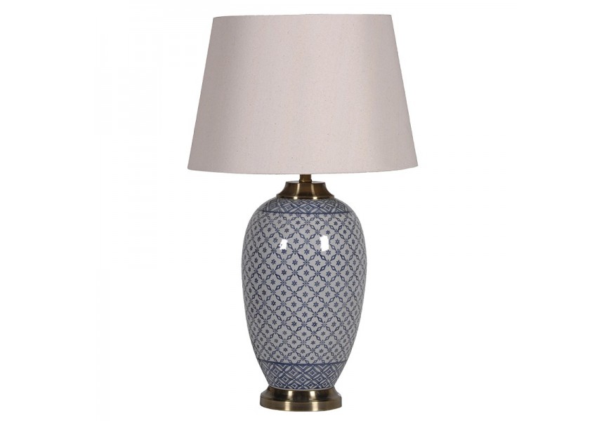 Krémová biela a luxusná porcelánová biela lampa Alta s modrým vzorom a smotanovým tienidlom vo vintage prevedení