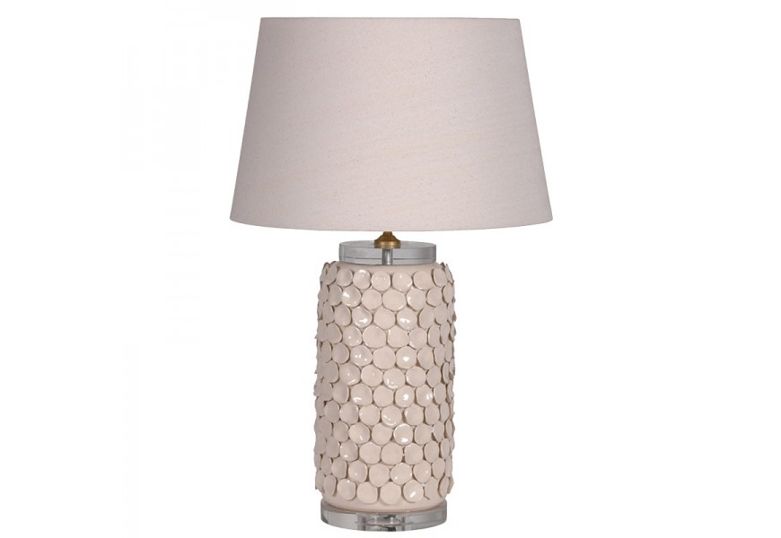 Luxusná stolná biela vysoká lampa Edith s reliéfnym telom a kruhovým zdobením vo vintage prevedení