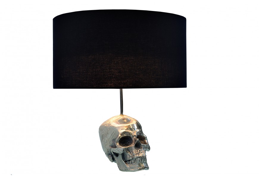 Štýlová glamour okrúhla kovová strieborná stolná lampa Skull s nohou v podobe lebky a čiernym textilným tienidlom 44 cm