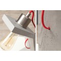 Moderná industriálna stolná lampa Cement Structure so sivou atypickou nohou s betónovým dizajnom a odhalenou žiarovkou 30 cm