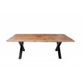 Dizajnový jedálenský stôl z masívu Amazonas 200cm