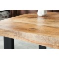Industriálny obdĺžnikový konferenčný stolík Steele Craft z hnedého mangového dreva s čiernymi kovovými nožičkami 100 cm