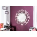 Art deco okrúhle nástenné zrkadlo Euphoria so strieborným kovovým rámom s geometrickým gréckym vzorom 85 cm