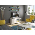 Masívny TV stolík Cerdena v modernom štýle so zásuvkami a dvierkami bielej farby