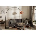 Modern&aacute; dizajnov&aacute; stojaca lampa Urbano rose gold