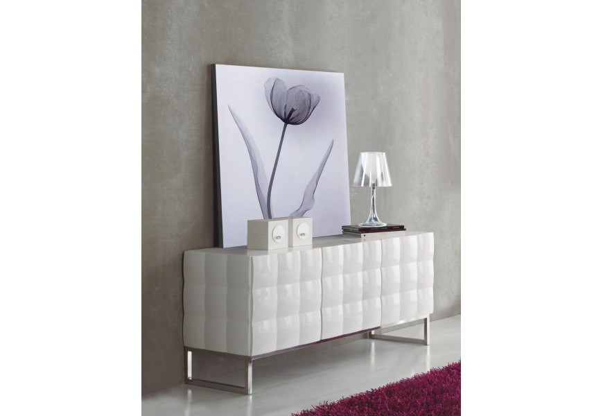 Lesklý moderný príborník Donato 150cm v bielej farbe