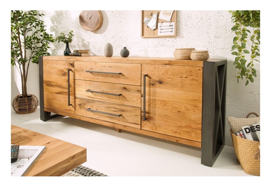 Industriálny štýlový príborník Adin z masívu 200cm