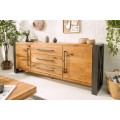 Industriálny štýlový príborník Adin z masívu 200cm