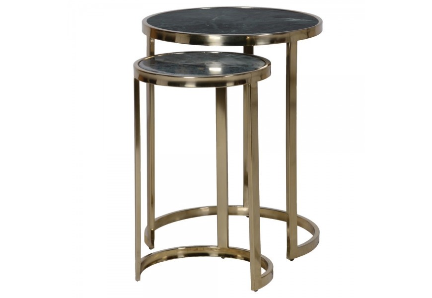 Štýlový set kruhových art-deco príručných stolíkov Matea s doskou  mramoru v zelenej farbe a so zlatou kovovou konštrukciou