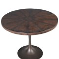 Dizajnový jedálenský stôl s hnedým koženým poťahom vrchnej dosky na tmavohnedej konštrukcii