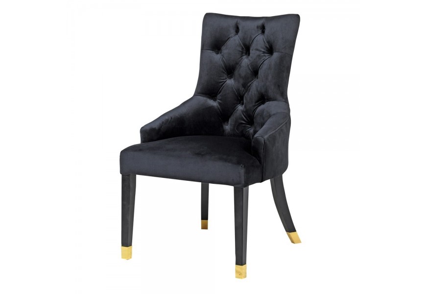 Chesterfield jedálenská čierna zamatová stolička Cheer s prešívaným operadlom a zlatými prvkami na operadle a čiernych nohách