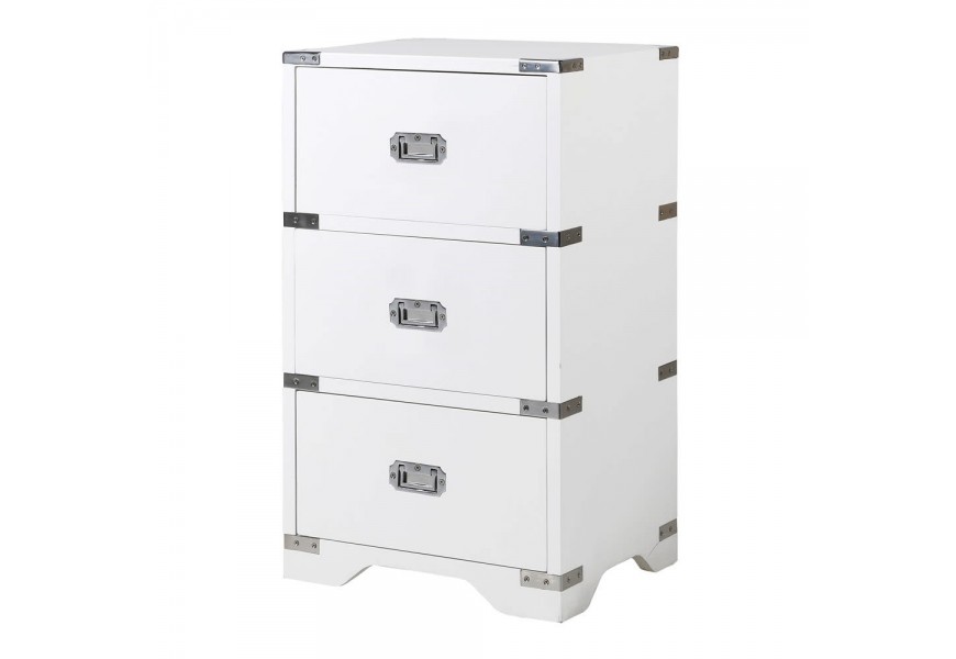 Jedinečná komoda Wielton Blanc v bielom lesklom prevedení s dizajnovými kovovými rukoväťami a s tromi zásuvkami