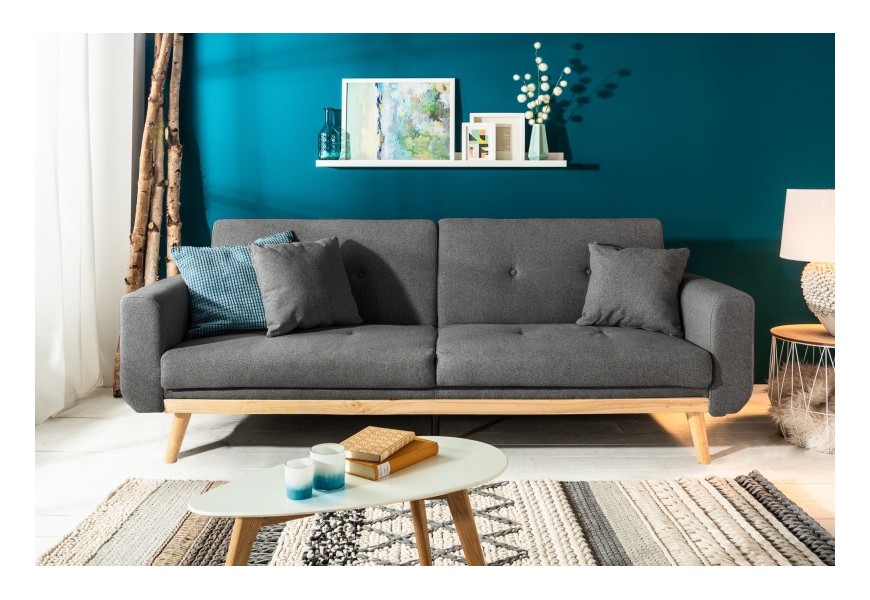 Škandinávska sklápacia sedačka Scandinavia v sivom poťahu s gombíkmi a s drevenou podstavou 215cm