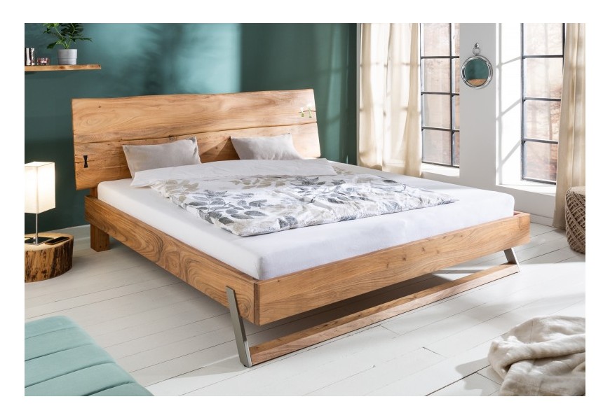 Dizajnová posteľ Mammut z agátového dreva so striebornými prvkami na čele 205cm