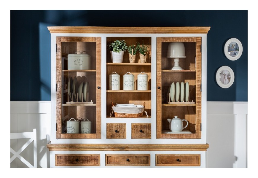 Bielo-hnedá vidiecka vitrína Frida Blanca z masívu