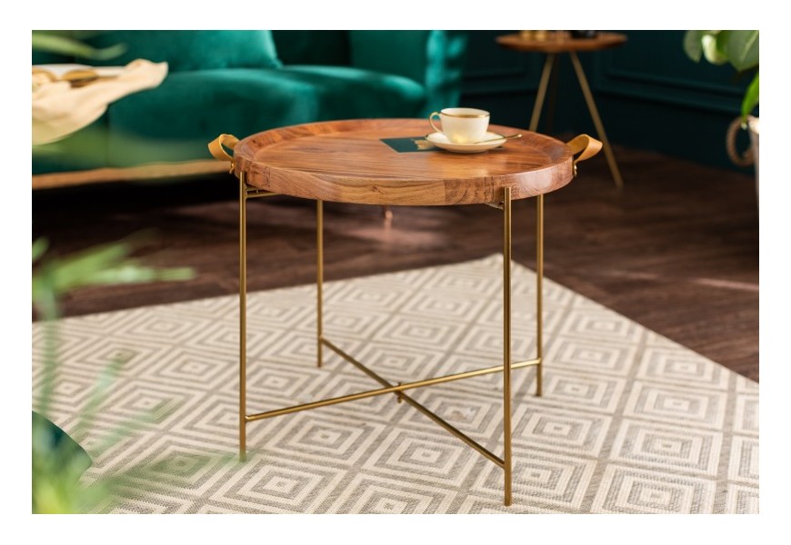 Moderný kruhový príručný stolík Marrakesch I z akáciového dreva so zlatými kovovými nohami a odnímateľnou doskou s úchytmi