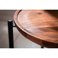 Moderný kruhový príručný stolík Relik z akáciového dreva s čiernymi kovovými nohami a úchytom 37cm