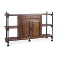 Dizajnový industriálny príborník HIERRO z masívneho mangového dreva s čiernou kovovou konštrukciou, s poličkami a dvierkami