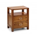Masívny nočný stolík Star z dreva mindi v hnedej farbe s dvomi zásuvkami a poličkou