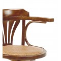 Luxusná otočná ratanová stolička RATTAN s podrúčkami z masívneho hnedého dreva