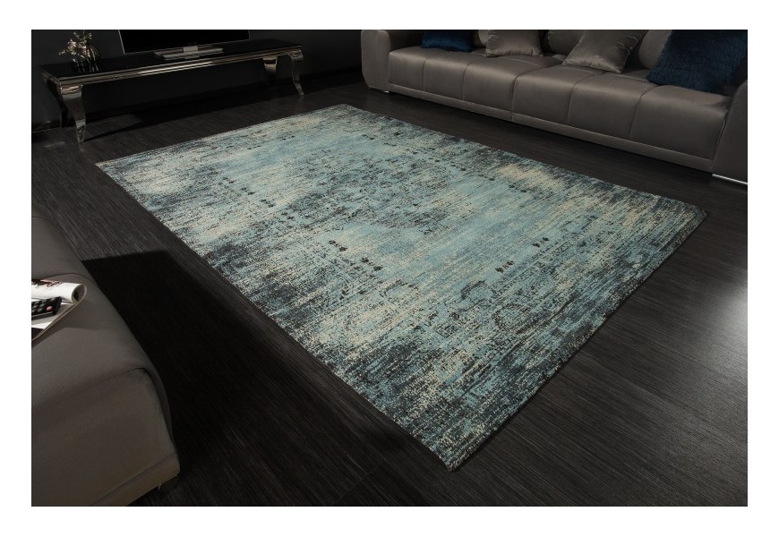 Vintage podlhovastý modrý koberec Adassil s orientálnym vzorom
