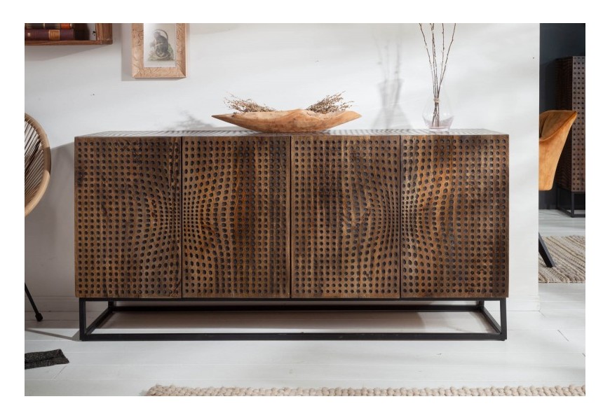 Mas&iacute;vna mangov&aacute; komoda Colmena s dekorat&iacute;vnymi dvierkami a kovovou kon&scaron;trukciou 160cm