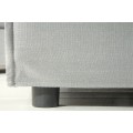 Moderný šedý hranatý taburet Heaven s textilným poťahom 100cm