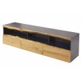 Moderný masívny sivo-hnedý TV stolík Lush Oak s trojicou dubových zásuviek