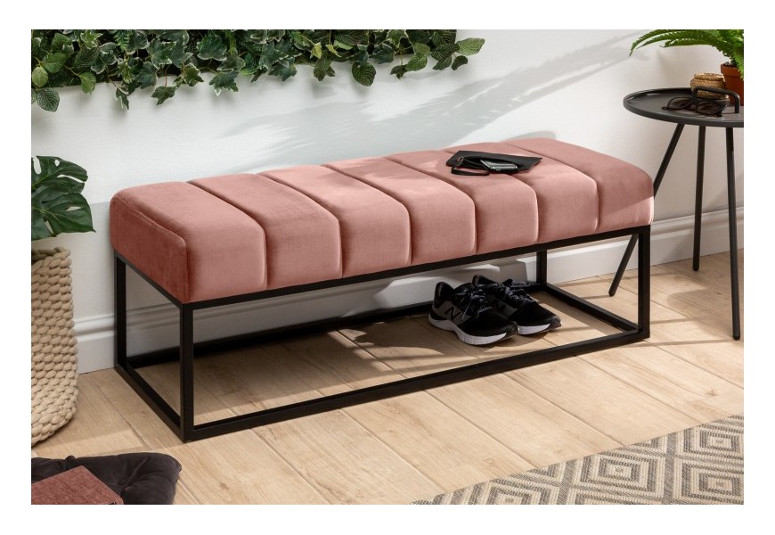 Retro lavica Taxil s ružov&yacute;m zamatov&yacute;m poťahom a kovovou kon&scaron;trukciou 110cm