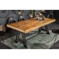 Industriálny jedálenský stôl Machine hnedej farby z masívu s čiernou kovovou konštrukciou