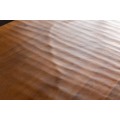 Masívny jedálenský stôl Cumbria s organickým vzorom na kovovej konštrukcii 200cm