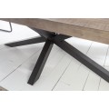 Industriálny jedálenský stôl Comedor s čiernou kovovou konštrukciou 200cm