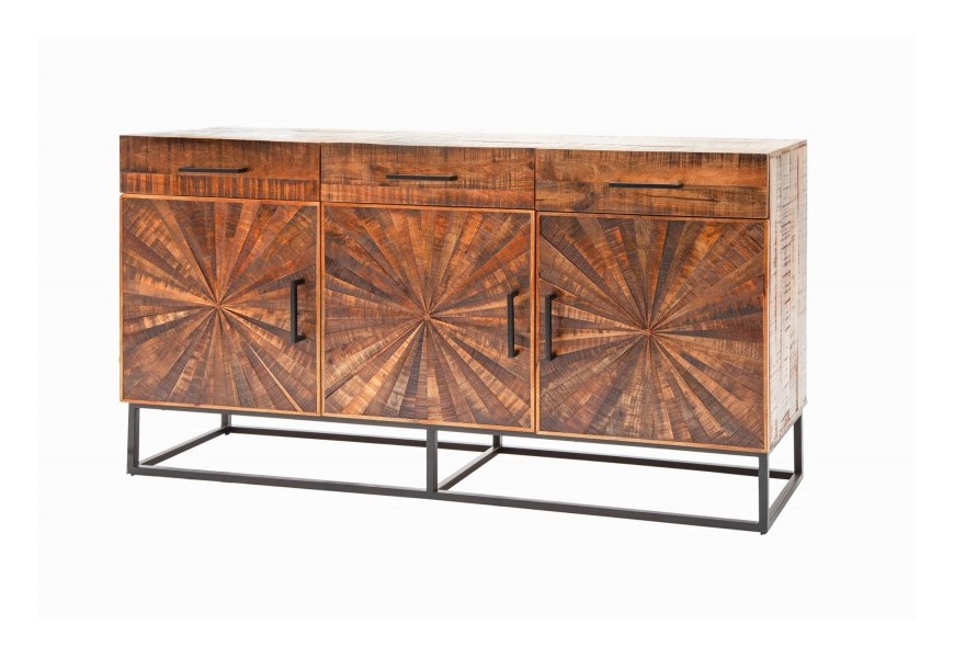 Štýlová masívna komoda Fair Haven so zásuvkami a dvierkami na čiernych kovových nohách