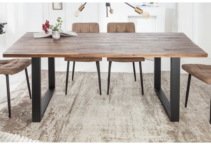 Štýlový masívny jedálenský stôl Steele Craft s akáciovou doskou a čiernymi nohami z kovu