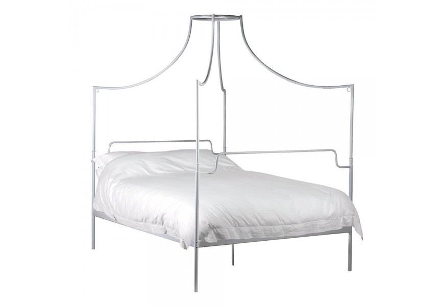 Dizajnová provensálska manželská posteľ Regina s nebesami a bielym kovovým rámom