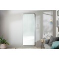 Modern&eacute; dizajnov&eacute; obdĺžnikov&eacute; n&aacute;stenn&eacute; zrkadlo Cambell v striebornom r&aacute;me 170cm