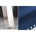Zámocká chesterfield stolička Eleanor v modrej farbe zo zamatu 97cm