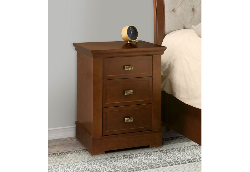 Luxusn&yacute; rustik&aacute;lny mas&iacute;vny nočn&yacute; stol&iacute;k Carmen v hnedej farbe s tromi z&aacute;suvkami 62cm