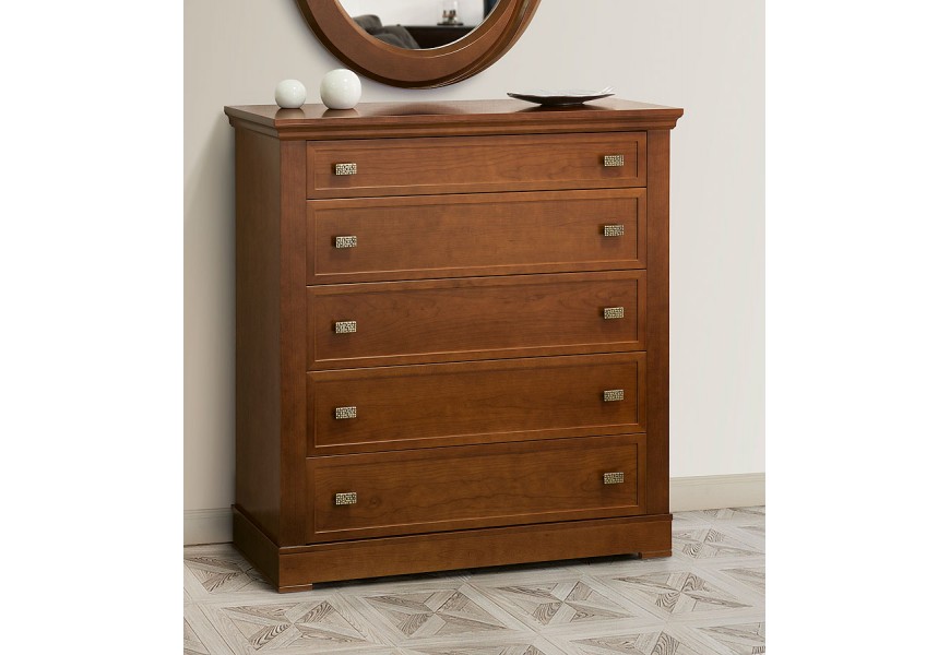 Luxusn&aacute; rustik&aacute;lna komoda Carmen hnedej farby s piatimi z&aacute;suvkami 108cm