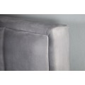 Moderná čalúnená manželská posteľ Everson v sivej farbe 180x200cm