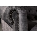 Chesterfield luxusná zamatová trojsedačka Lobella v sivej farbe 205cm