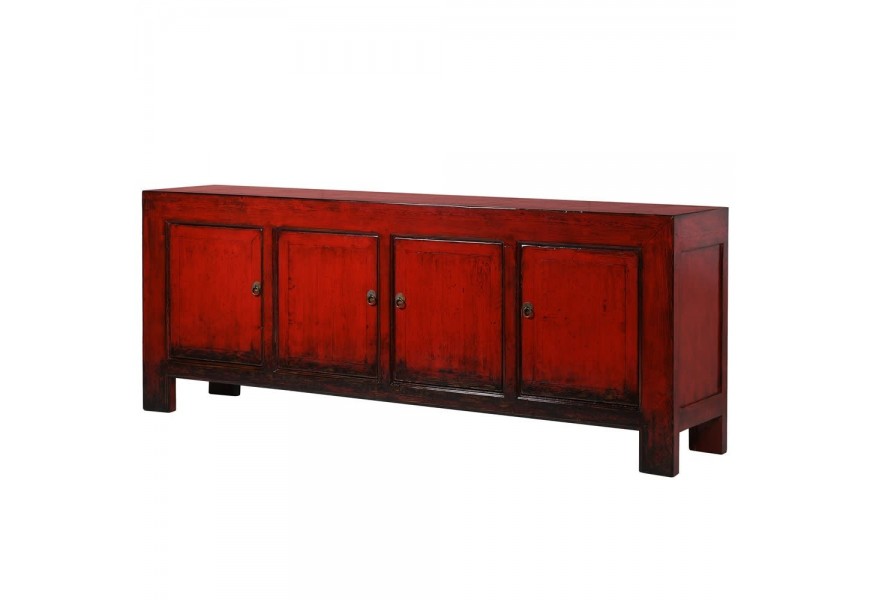 Tmavočervený masívny príborník Kolorida vo vintage štýle z borovicového dreva v červenej farbe so štyrmi dvierkami