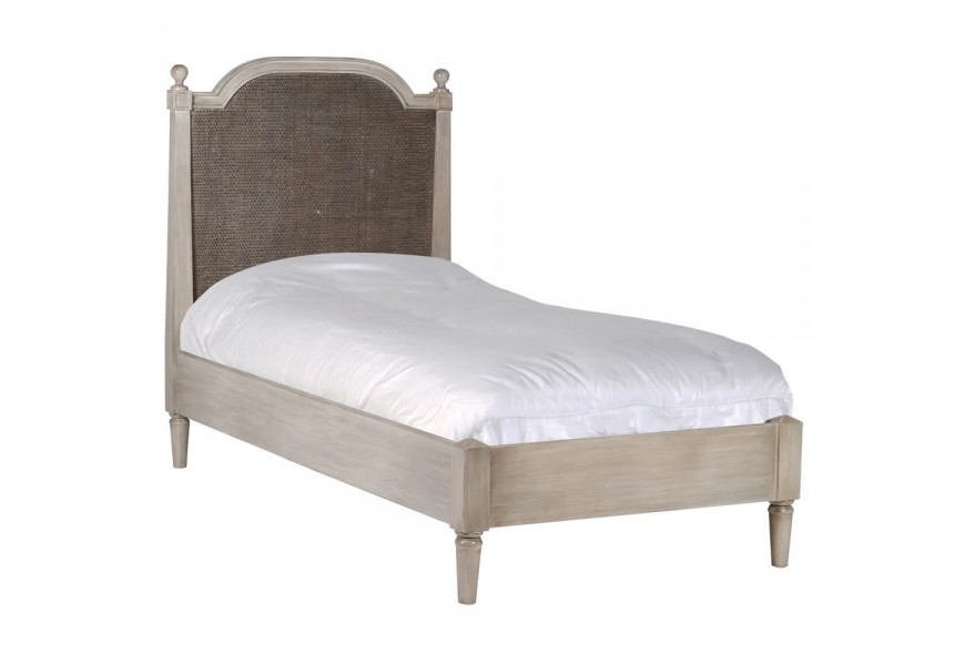 Jedinečná béžová vintage posteľ Perell vo vintage prevedení na nožičkách