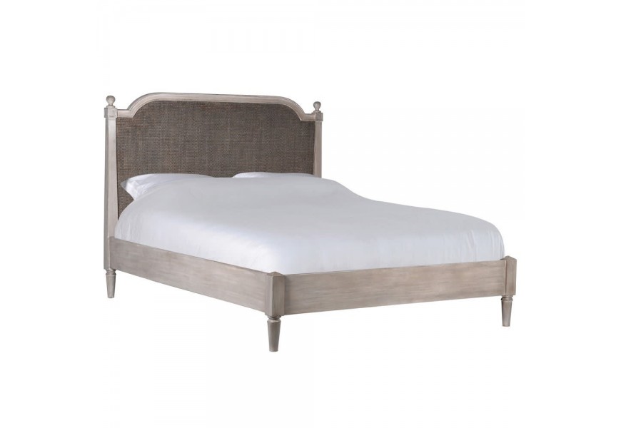 Jedinečná béžová vintage manželská posteľ Perell vo vintage prevedení na nožičkách