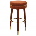 Hrdzavo oranžová barová stolička Célestine v art deco zamatovom prevedení so zlatými nožkami