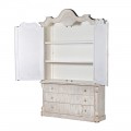 Vidiecka biela skriňa Gustavian s opotrebovaným vzhľadom z masívneho dreva s tromi zásuvkami a dvomi poličkami 230 cm